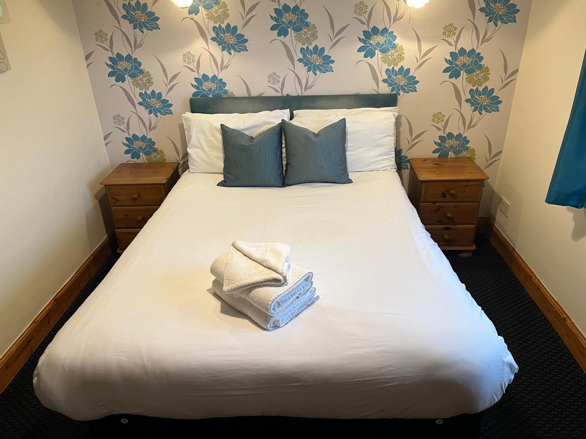 Hazeldene Hotel Gretna Buitenkant foto