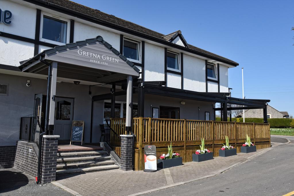 Hazeldene Hotel Gretna Buitenkant foto